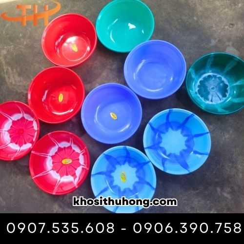 Thau nhựa tròn