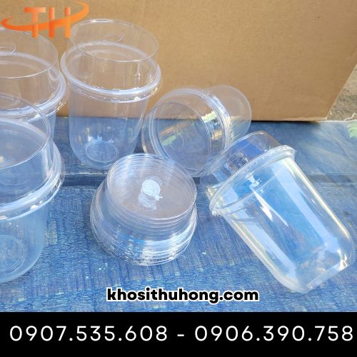 Ly nhựa nắp vuông