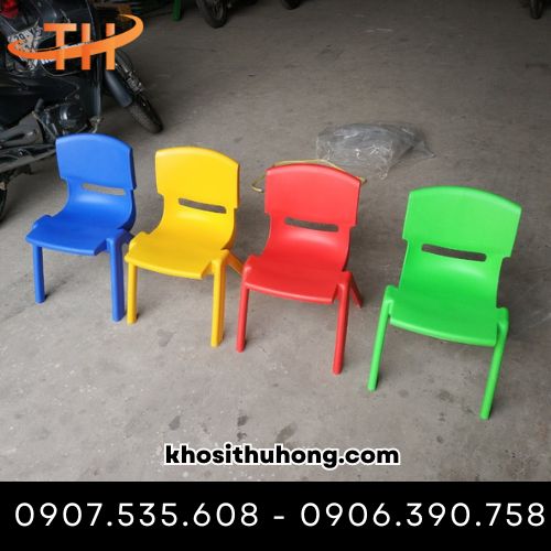Ghế nhựa đúc mầm non cho bé