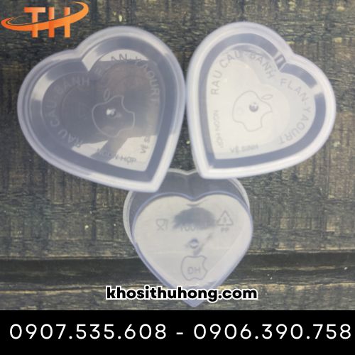 Hũ bánh flan hình trái tim