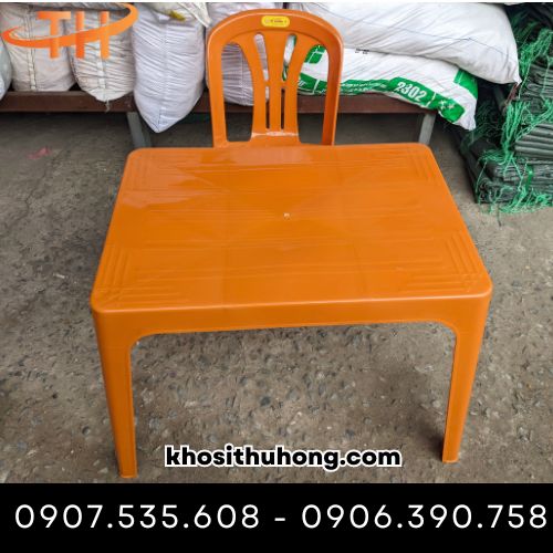 Bàn nhựa chính phẩm