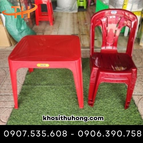 Bàn ghế nhựa bền đẹp, sử dụng lâu dài, không lo hư hỏng