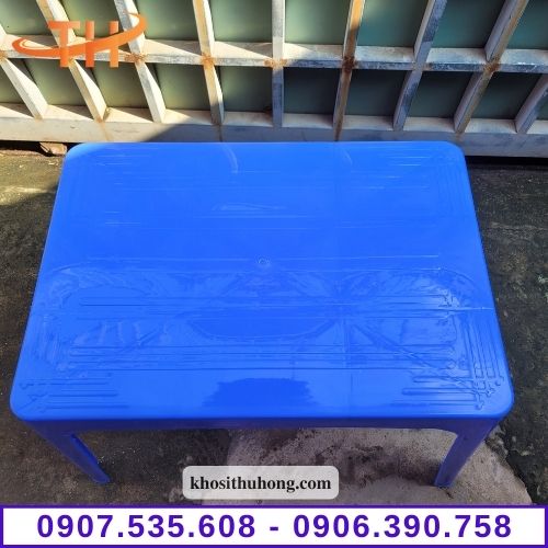 Bàn nhựa chữ nhật