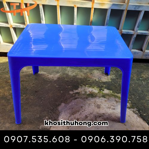 Bàn nhựa chữ nhật