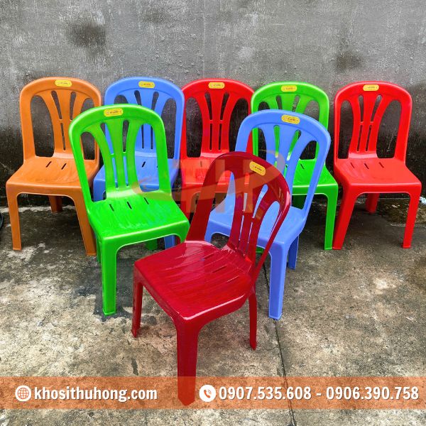 Bề mặt ghế nhẵn, dễ lau chùi Bề mặt ghế nhẵn, dễ lau chùi