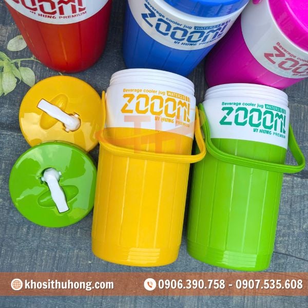 Bình nhựa giữ nhiệt nhiều màu - Giữ lạnh tốt, giá sỉ xưởng Bình nhựa giữ nhiệt nhiều màu - Giữ lạnh tốt, giá sỉ xưởng