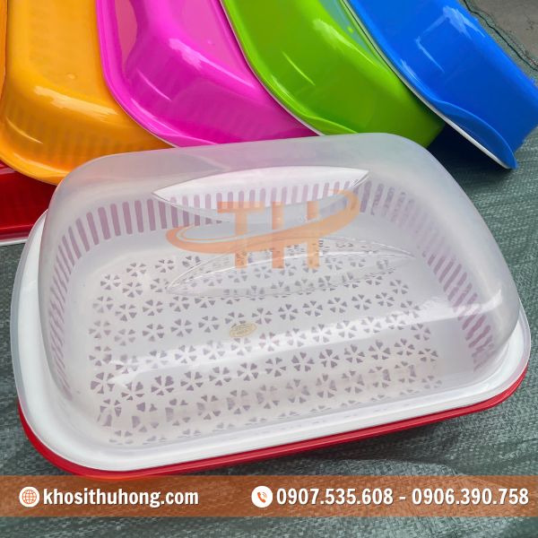Bộ rổ thau chữ nhật có nắp giúp che chắn an toàn Bộ rổ thau chữ nhật có nắp giúp che chắn an toàn