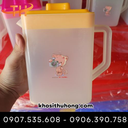 Ca nhựa có nhiều dung tích