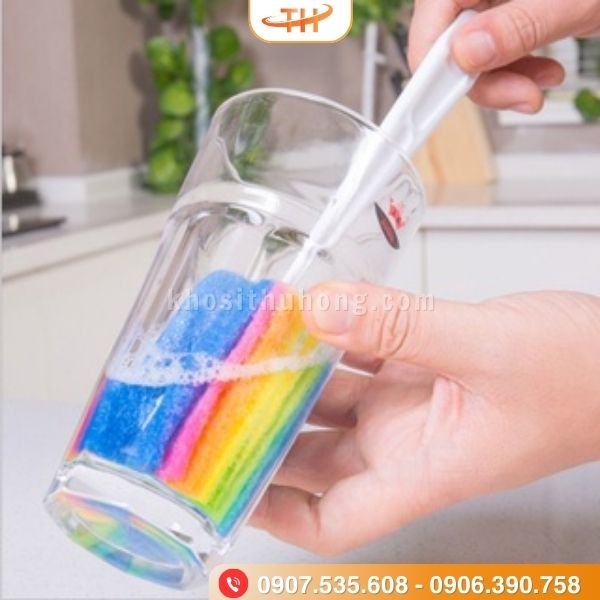 Cây cọ rửa ly 7 màu tiện lợi Cây cọ rửa ly 7 màu tiện lợi