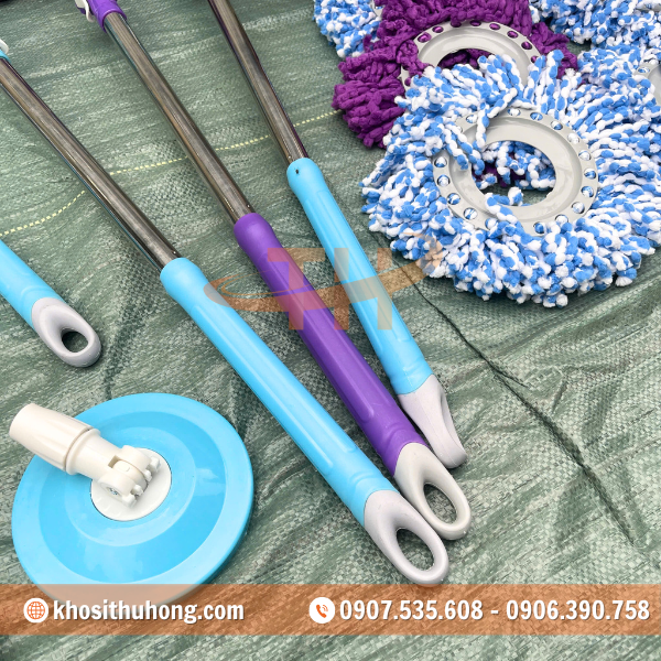 Cây lau nhà có lỗ giúp treo lên gọn gàng, sạch sẽ khi không sử dụng Cây lau nhà có lỗ giúp treo lên gọn gàng, sạch sẽ khi không sử dụng