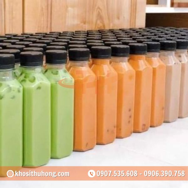 Chai được làm từ nhựa có độ cứng vừa phải Chai được làm từ nhựa có độ cứng vừa phải