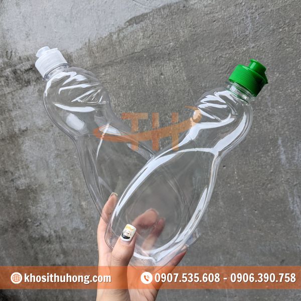 Chai được thiết kế gọn nhẹ, làm từ nhựa PET an toàn Chai được thiết kế gọn nhẹ, làm từ nhựa PET an toàn