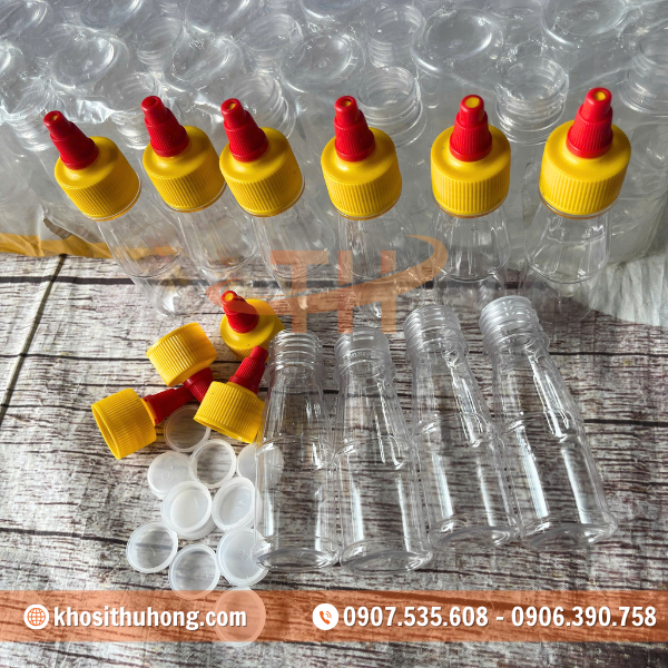 Chai được thiết kế với 2 lớp nắp giúp chống tràn hiệu quả Chai được thiết kế với 2 lớp nắp giúp chống tràn hiệu quả