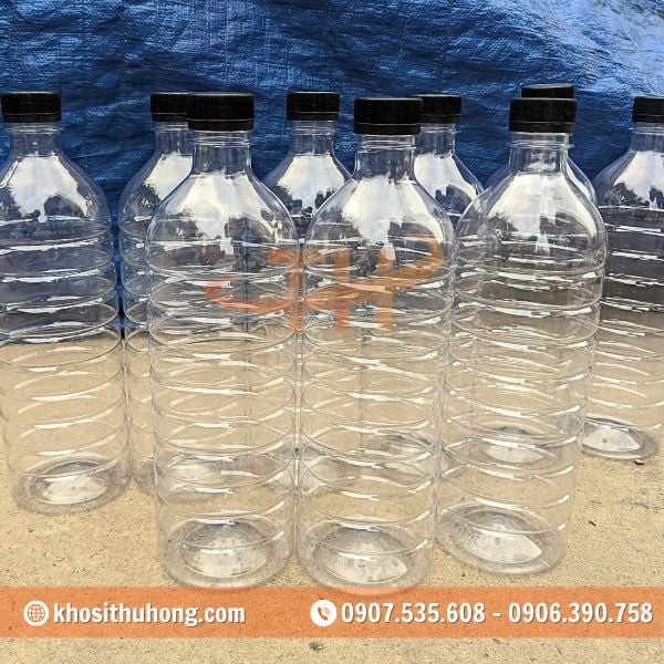 Chai nhựa xoắn cứng cáp với khả năng chịu lực tốt Chai nhựa xoắn cứng cáp với khả năng chịu lực tốt