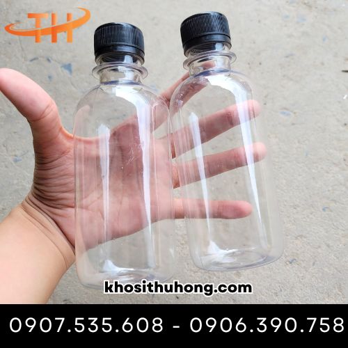 Chai nhựa tròn nắp đen trắng trong suốt