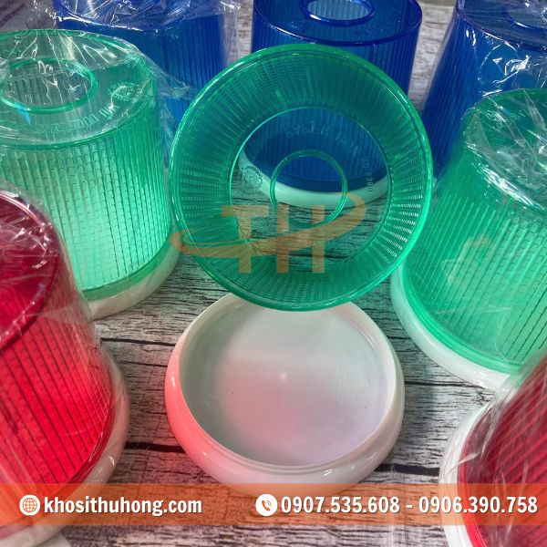 Chất liệu PP cao cấp, dày dặn, bền màu Chất liệu PP cao cấp, dày dặn, bền màu