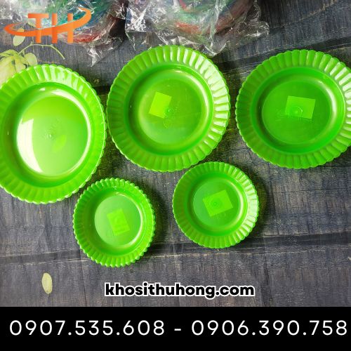 Dĩa nhựa bền đẹp, khó phai màu