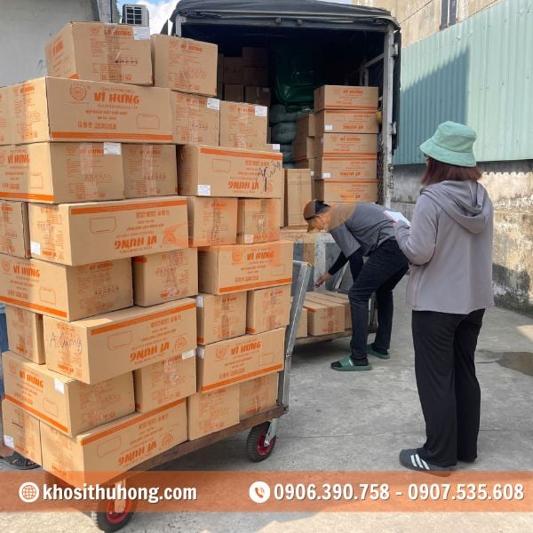 Đóng gói chuẩn quy cách với thùng carton dày dặn Đóng gói chuẩn quy cách với thùng carton dày dặn