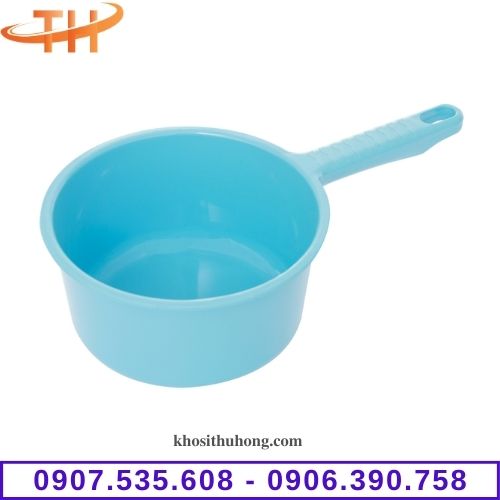 Ca múc nước nhựa