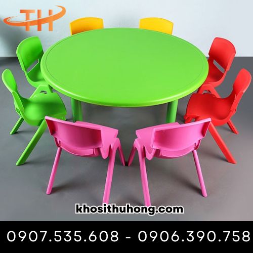Ghế mầm non có thể phối với nhiều loại bàn nhựa