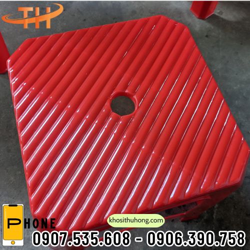 Ghế nhựa giúp chống trơn trượt hiệu quả