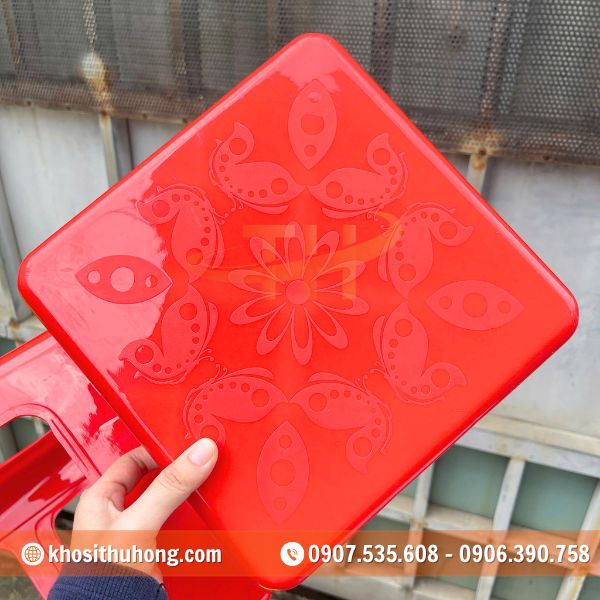 Ghế nhựa lùn được làm từ nhựa PP nguyên sinh dày dặn trước Ghế nhựa lùn được làm từ nhựa PP nguyên sinh dày dặn trước