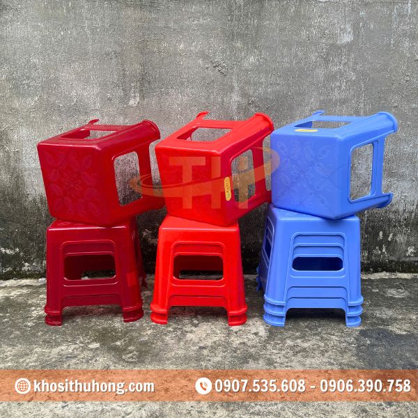 Ghế nhựa lùn linh hoạt trong sinh hoạt và tiết kiệm diện tích Ghế nhựa lùn linh hoạt trong sinh hoạt và tiết kiệm diện tích