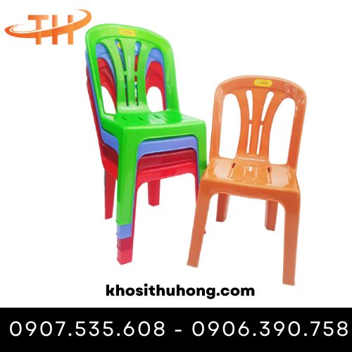 Ghế nhựa tựa lưng cho quán nước
