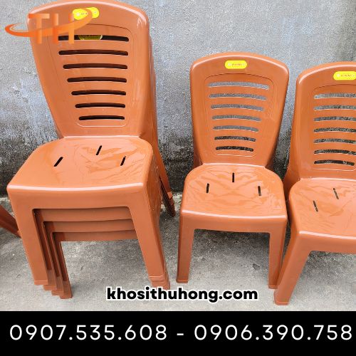 Ghế nhựa 9 sọc