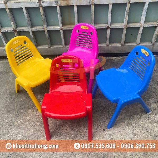Ghế tựa lưng trẻ em làm từ nhựa PP bền chắc, chịu lực tốt Ghế tựa lưng trẻ em làm từ nhựa PP bền chắc, chịu lực tốt