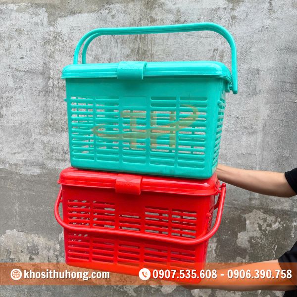 Giỏ nắp 2 quai được làm từ nhựa bền dễ vệ sinh Giỏ nắp 2 quai được làm từ nhựa bền dễ vệ sinh