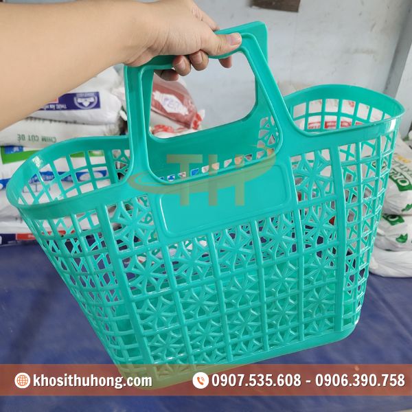 Giỏ nhựa gồm các lỗ thoáng khí, tránh ẩm mốc Giỏ nhựa gồm các lỗ thoáng khí, tránh ẩm mốc
