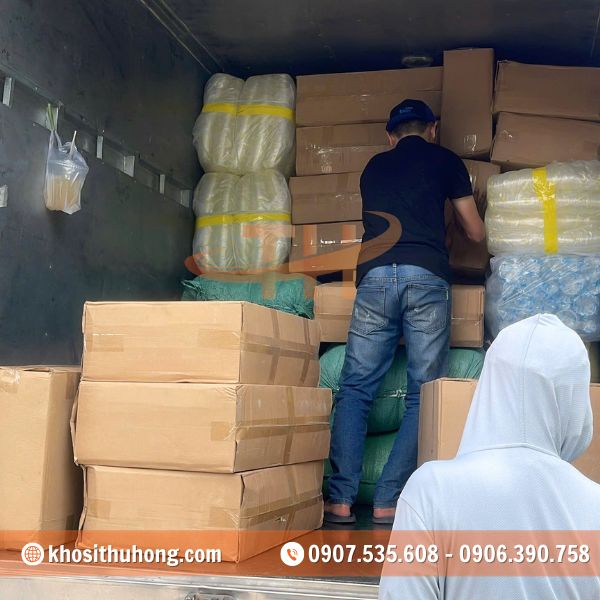 Hình ảnh giao hàng thực tế tại Thu Hồng Hình ảnh giao hàng thực tế tại Thu Hồng