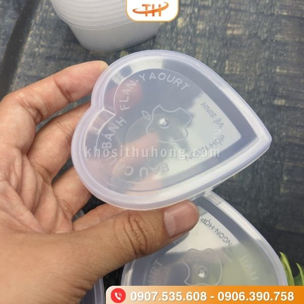 Hộp bánh flan trái tim Hộp bánh flan trái tim