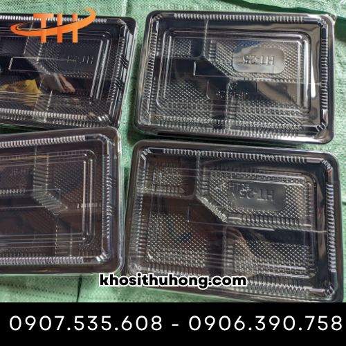 Khay nhựa đế đen 4 ngăn