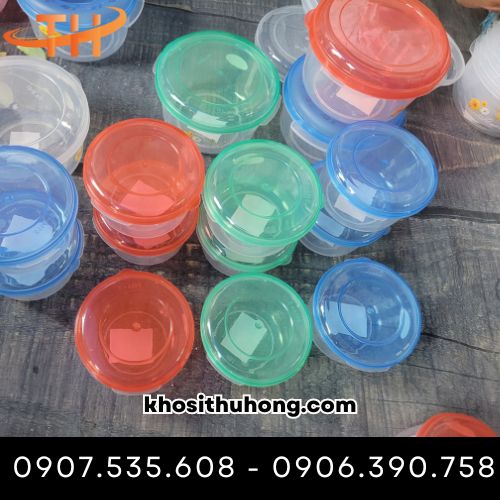Hộp nhựa tròn có nhiều kích thước khác nhau