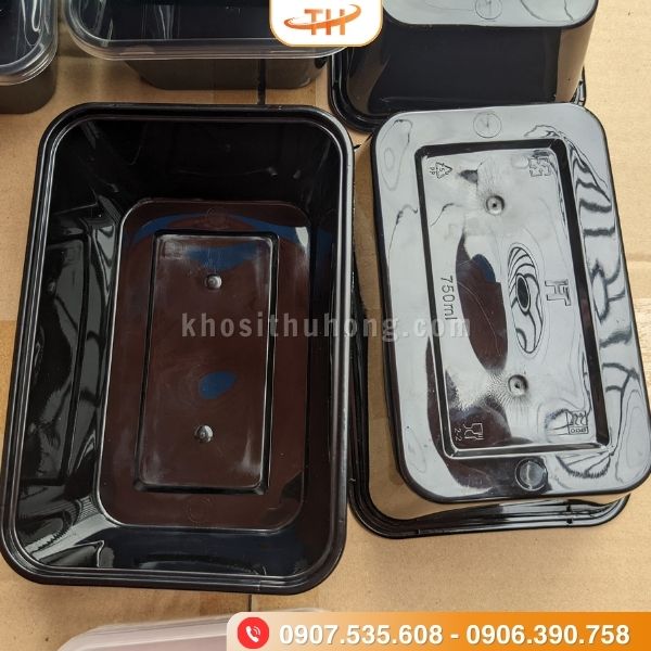 Hộp nhựa chữ nhật đế đen làm từ nhựa PP chất lượng Hộp nhựa chữ nhật đế đen làm từ nhựa PP chất lượng