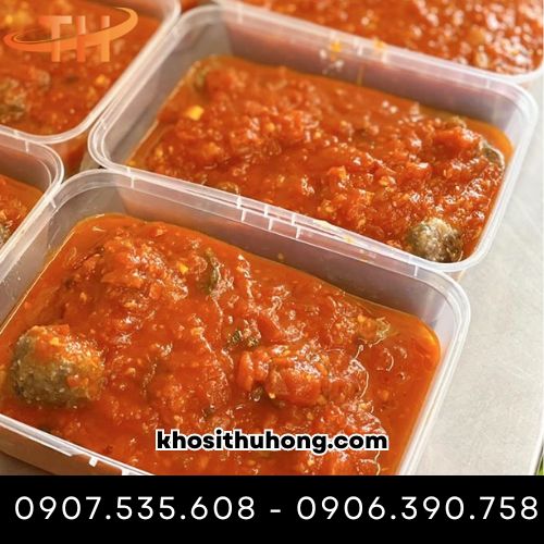 Hộp với dung tích lớn đựng được nhiều loại thực phẩm