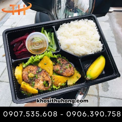 Hộp nhựa đựng cơm phần