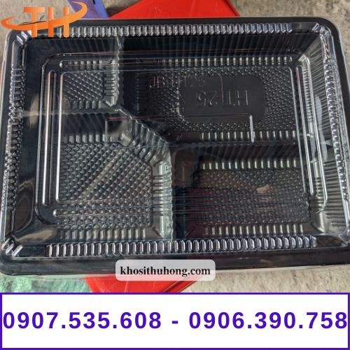Hộp nhựa đế đen nắp trong