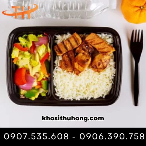 Hộp nhựa đựng cơm