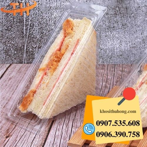 hộp nhựa tam giác