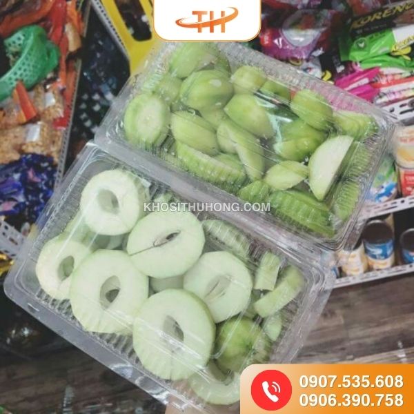 Hộp nhựa trong ghim bấm đựng trái cây cắt sẵn Hộp nhựa trong ghim bấm đựng trái cây cắt sẵn