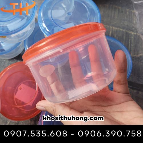 Hộp thực phẩm có nắp