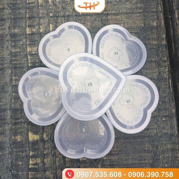 Hũ bánh flan trái tim tăng thẩm mỹ cho món bánh Hũ bánh flan trái tim tăng thẩm mỹ cho món bánh