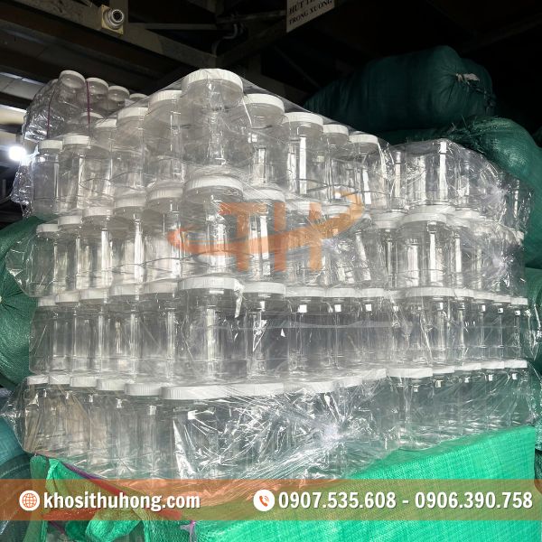 Hũ được xếp gọn gàng, quấn màng bảo vệ chắc chắn Hũ được xếp gọn gàng, quấn màng bảo vệ chắc chắn