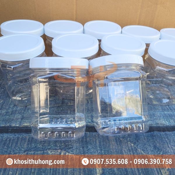 Hũ nhựa A017 1.9kg trong suốt cao cấp, chất lượng đồng đều Hũ nhựa A017 1.9kg trong suốt cao cấp, chất lượng đồng đều