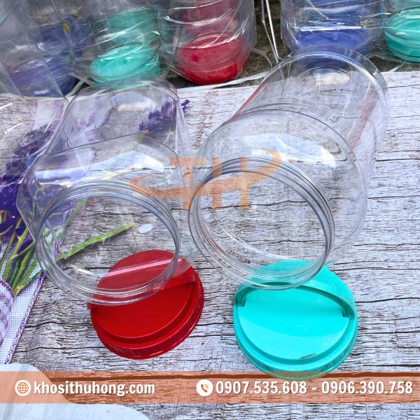 Hũ nhựa tròn vuông phù hợp với nhiều mục đích khác nhau trong sinh hoạt Hũ nhựa tròn vuông phù hợp với nhiều mục đích khác nhau trong sinh hoạt