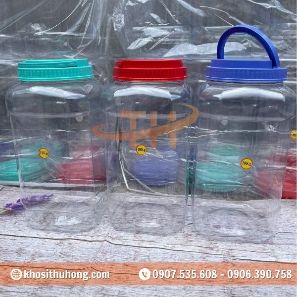 Hũ nhựa vuông với đa công dụng Hũ nhựa vuông với đa công dụng