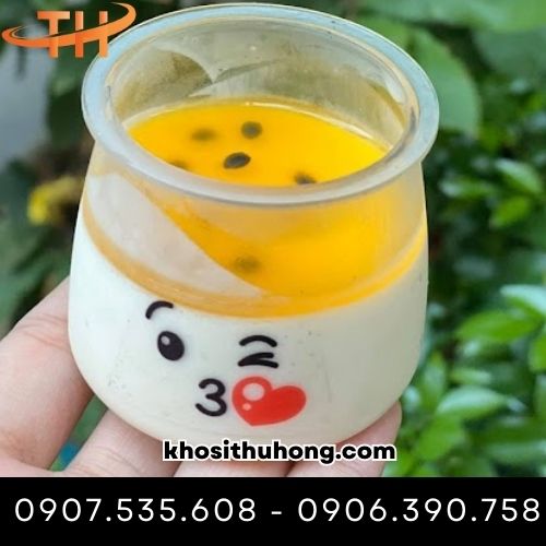 Hũ sữa chua trong suốt